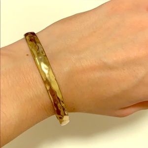 Chico’s Gold toned Bangle